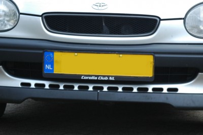 Nieuwe kentekenplaat houders