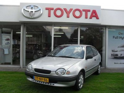 (voorkant) Foto van de dealer